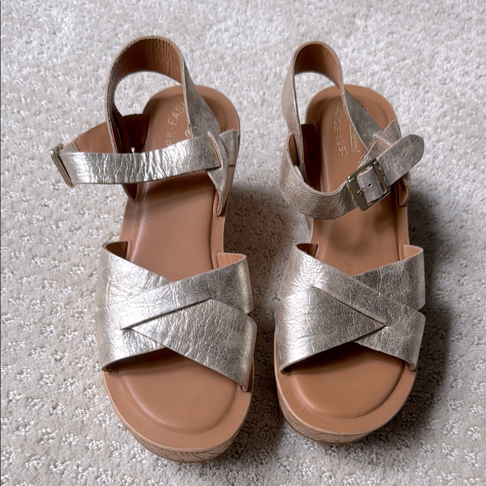 Kork-Ease | ~3" Cork Wedge Heel Sandal with Gold Tone | Size 10/42